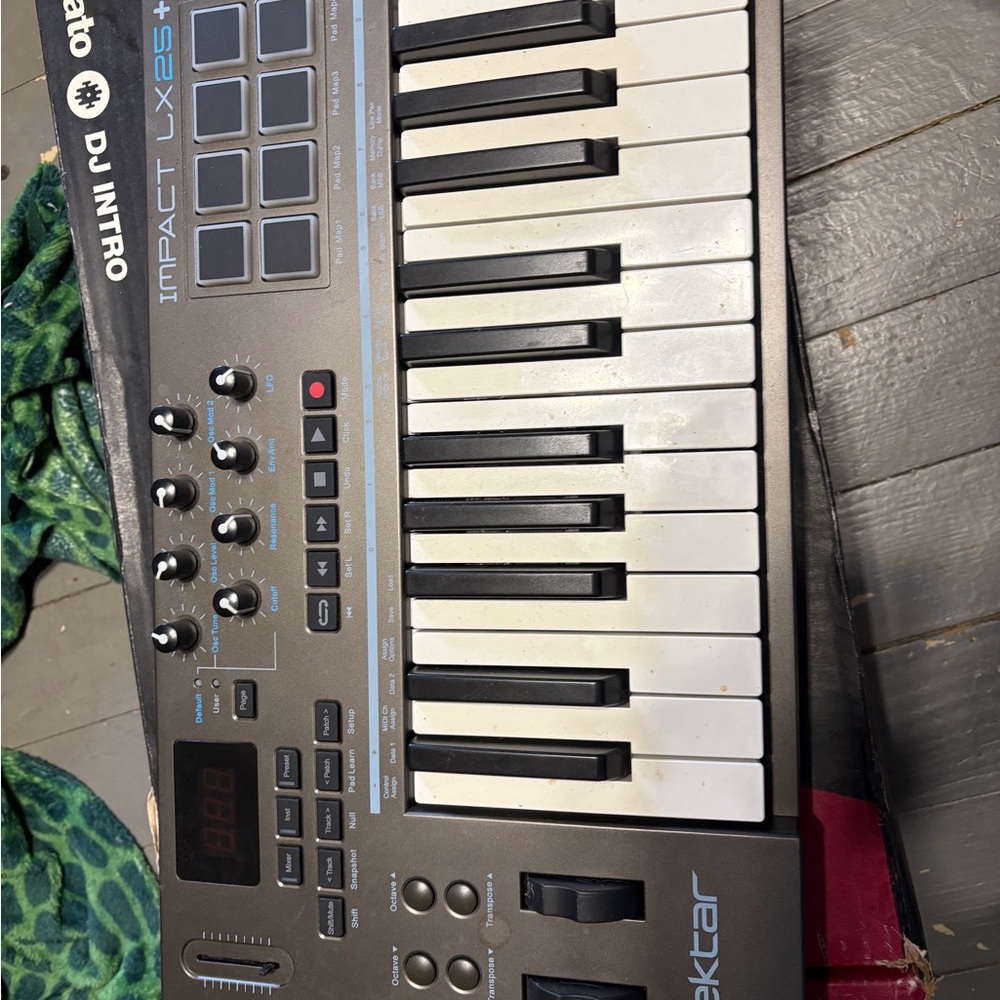 Impact LX25+ Black and White Digital Voice Recorder